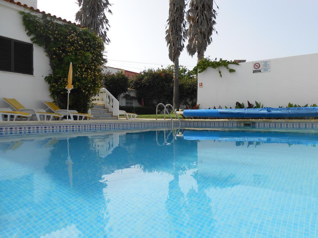 Dona Ana Garden Hotel Лагос Стая снимка