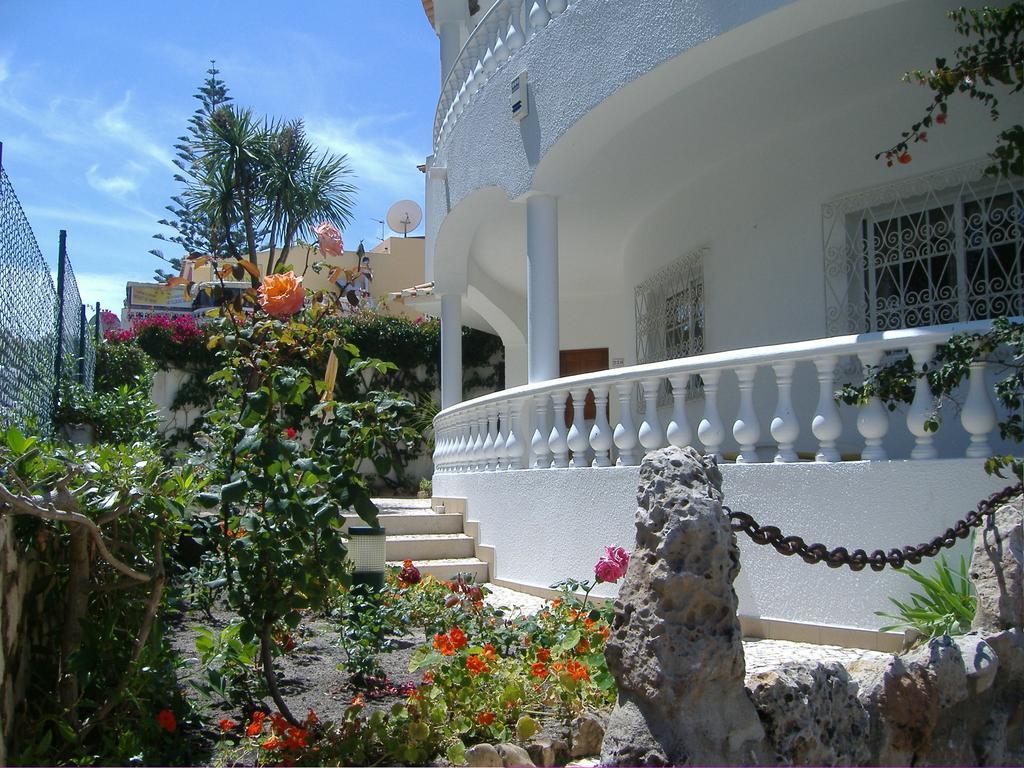 Dona Ana Garden Hotel Лагос Стая снимка